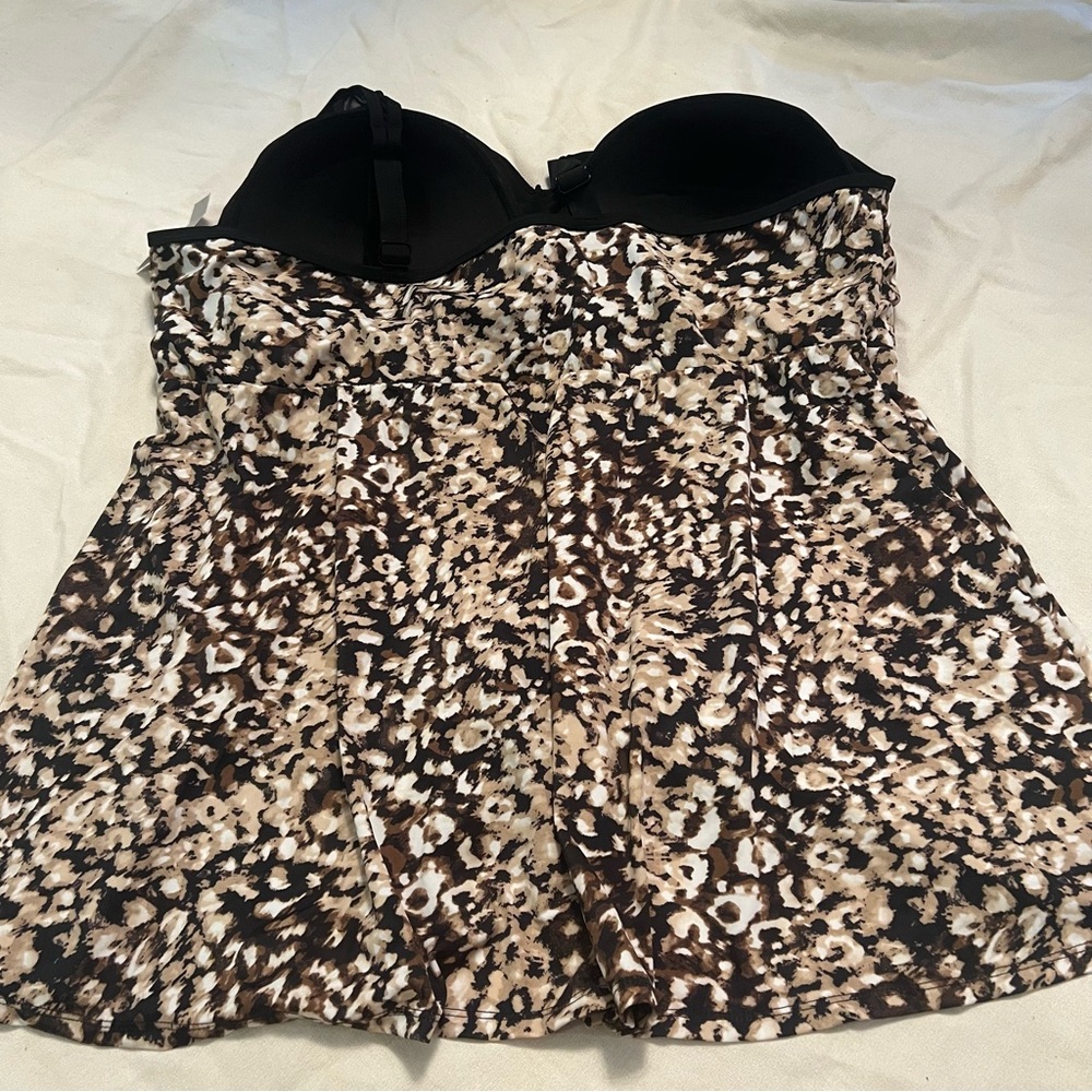 NWT Leopard Print Sleeveless meshed  shoulder straps scrunched chest   swim top - Picture 8 of 13